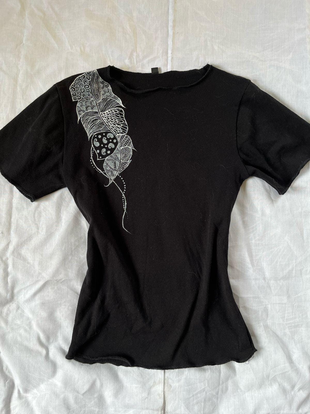 Black ribbed top with hand- painted mandala details. - Image 4